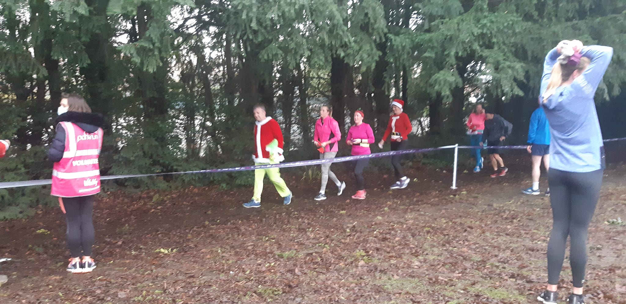 Event 318 The Christmas Day one with an accordion playing runner